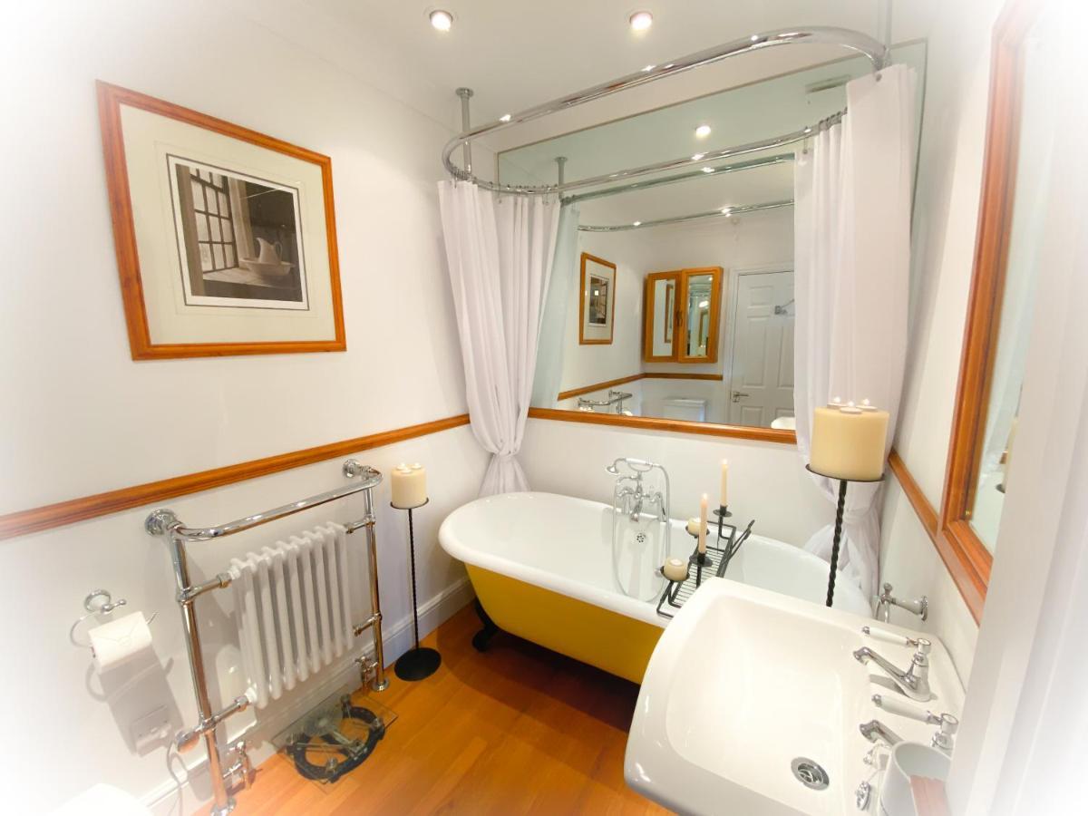 The Quay - Old Town Poole B&B - Great Location - Secure Free Parking Экстерьер фото